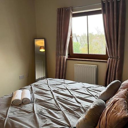 Lovely 2 Bedroom Family Apartment In Newcastle ニューカッスル エクステリア 写真