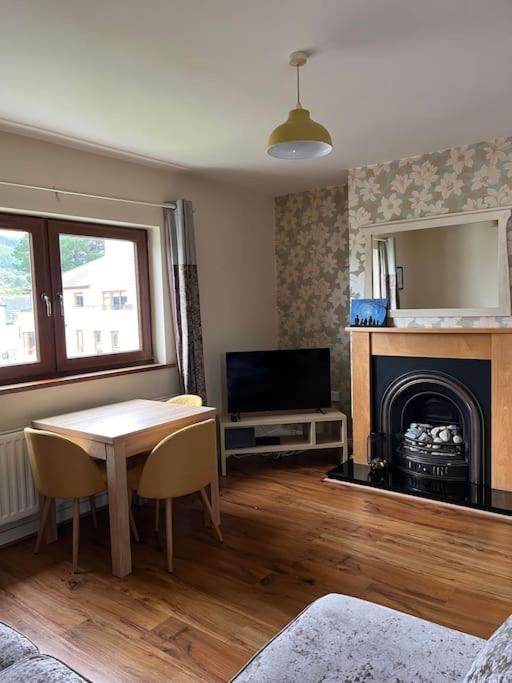 Lovely 2 Bedroom Family Apartment In Newcastle ニューカッスル エクステリア 写真