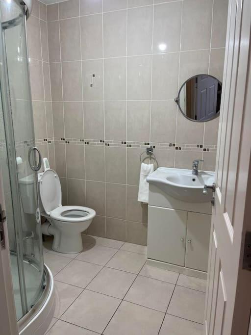 Lovely 2 Bedroom Family Apartment In Newcastle ニューカッスル エクステリア 写真